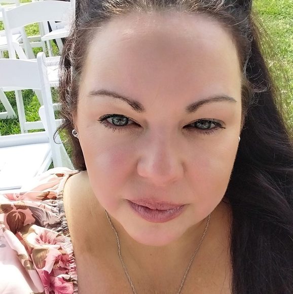 Meet your Posher, Wendy - Picture 1 of 1